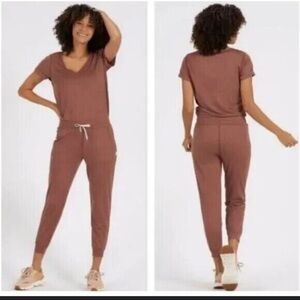 NWOT Vuori All Day Jumpsuit-Large